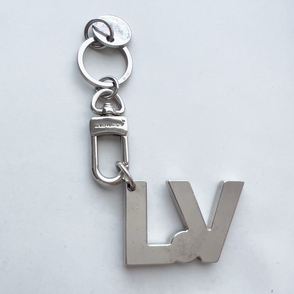 Louis Vuitton Keychain Bag Charm Lv Logo Silver Authentic Key Holder